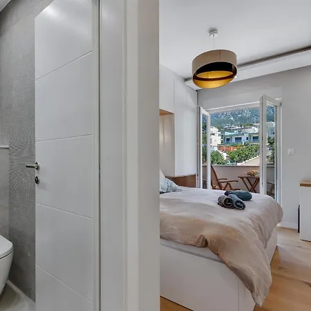 Lux App Caruso With Hot Tube And Amazing Sea View *
