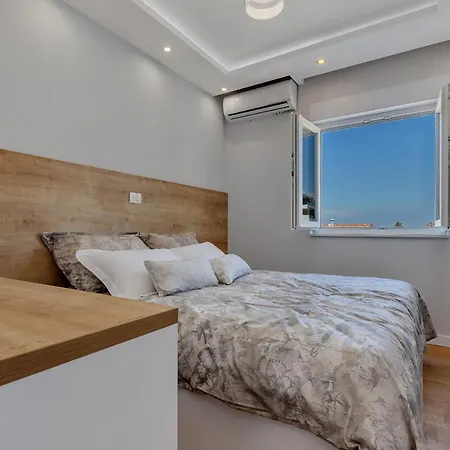 Lux App Caruso With Hot Tube And Amazing Sea View Apartment Makarska
