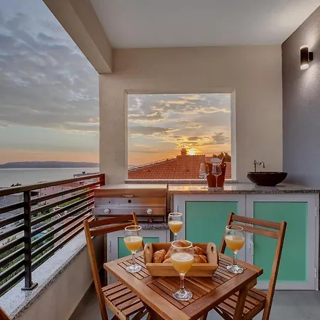 Lux App Caruso With Hot Tube And Amazing Sea View Apartmán Makarská